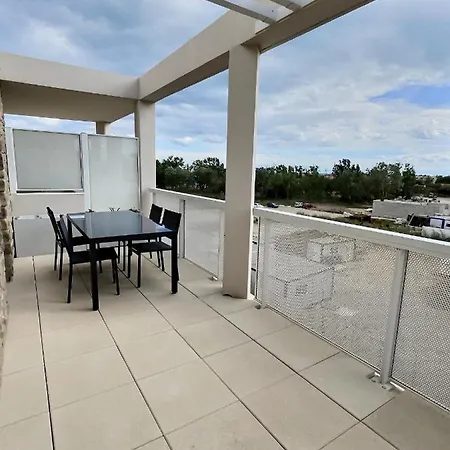 Apartment A 600m De La Dans Recente *